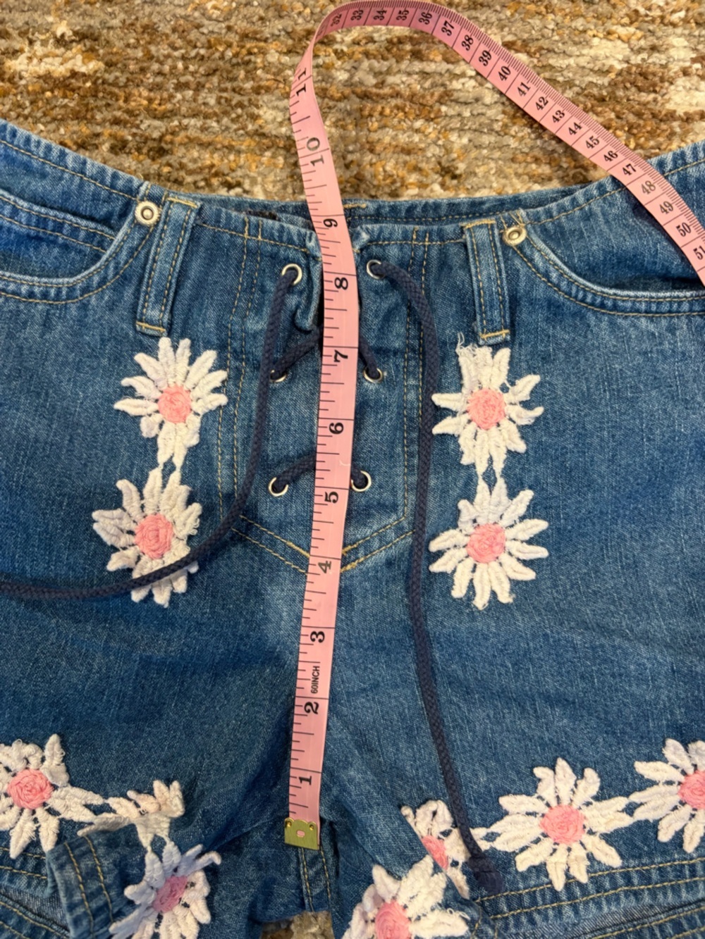 Y2K Limited Too Blue Denim Shorts with White Flowers Size 14 Slim - Picture 3 of 6